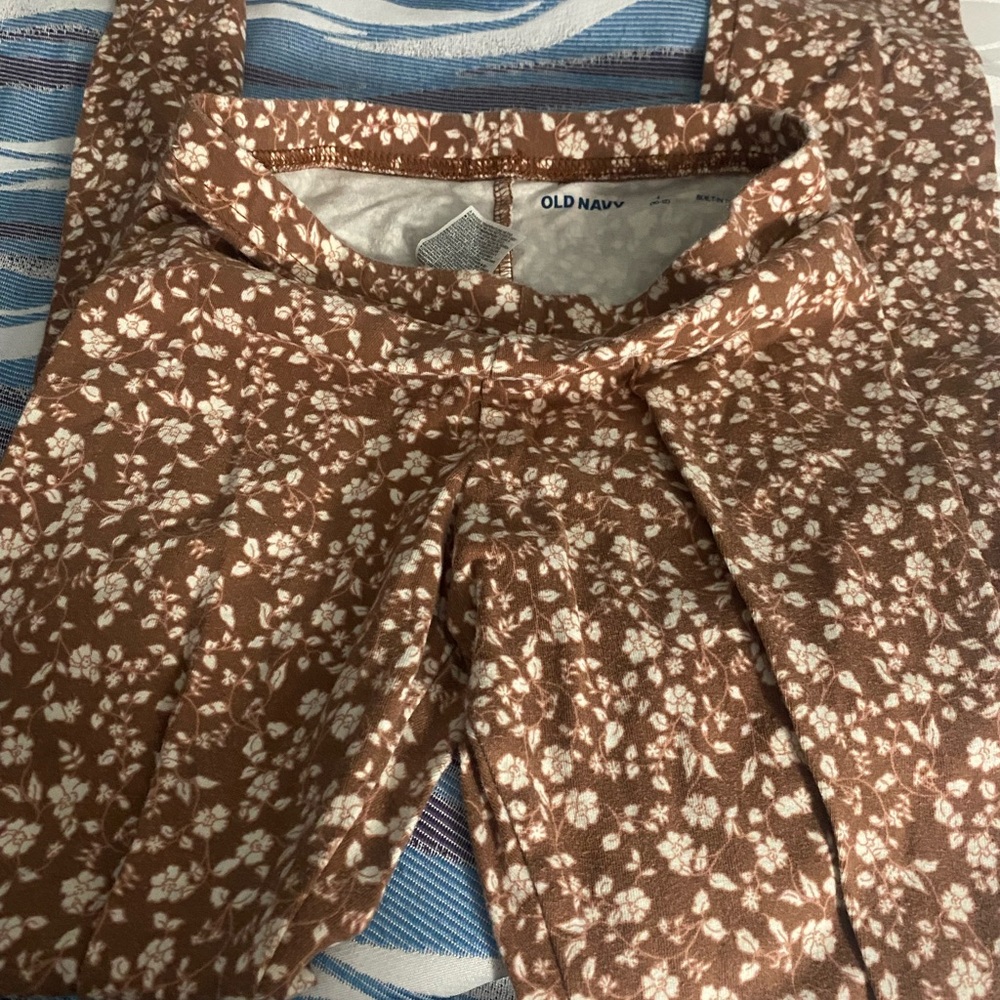 3 pieces of girls clothing